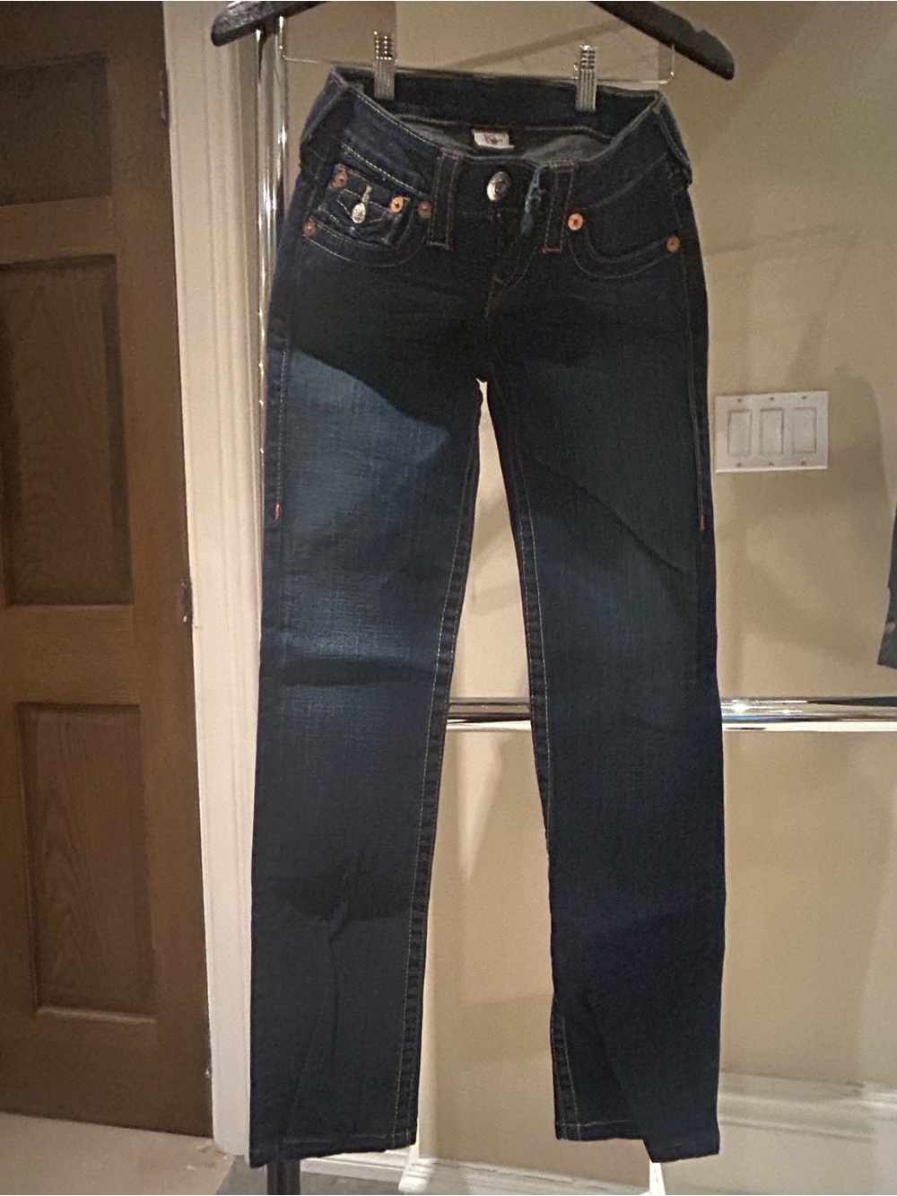 True Religion Women's Straight Leg Jeans in Dark Blue - Picture 1 of 3